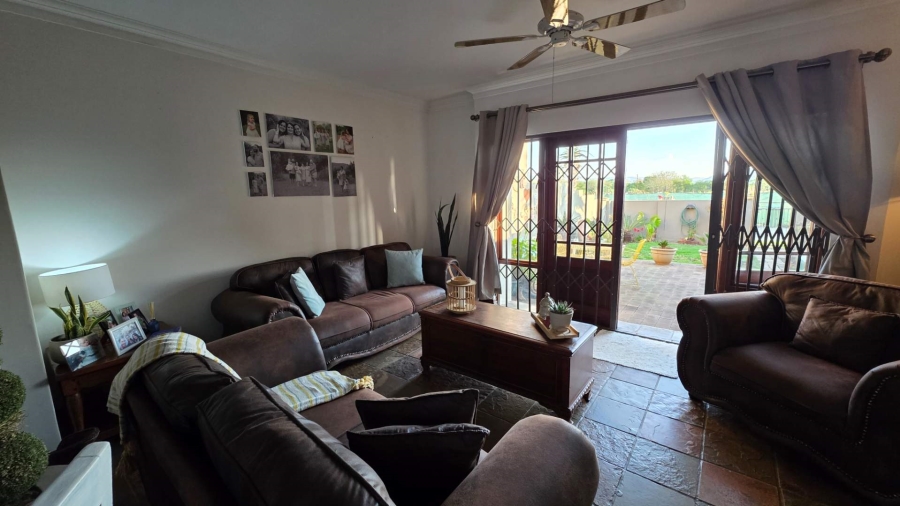 2 Bedroom Property for Sale in Melodie North West
